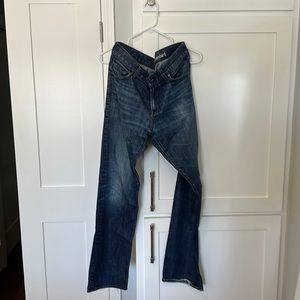 7 for all mankind. Standard fit. Size 32.